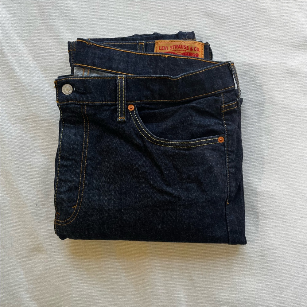 Levi’s 541 Men’s Jeans: Size 38x34